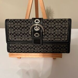 Coach tri-fold wallet